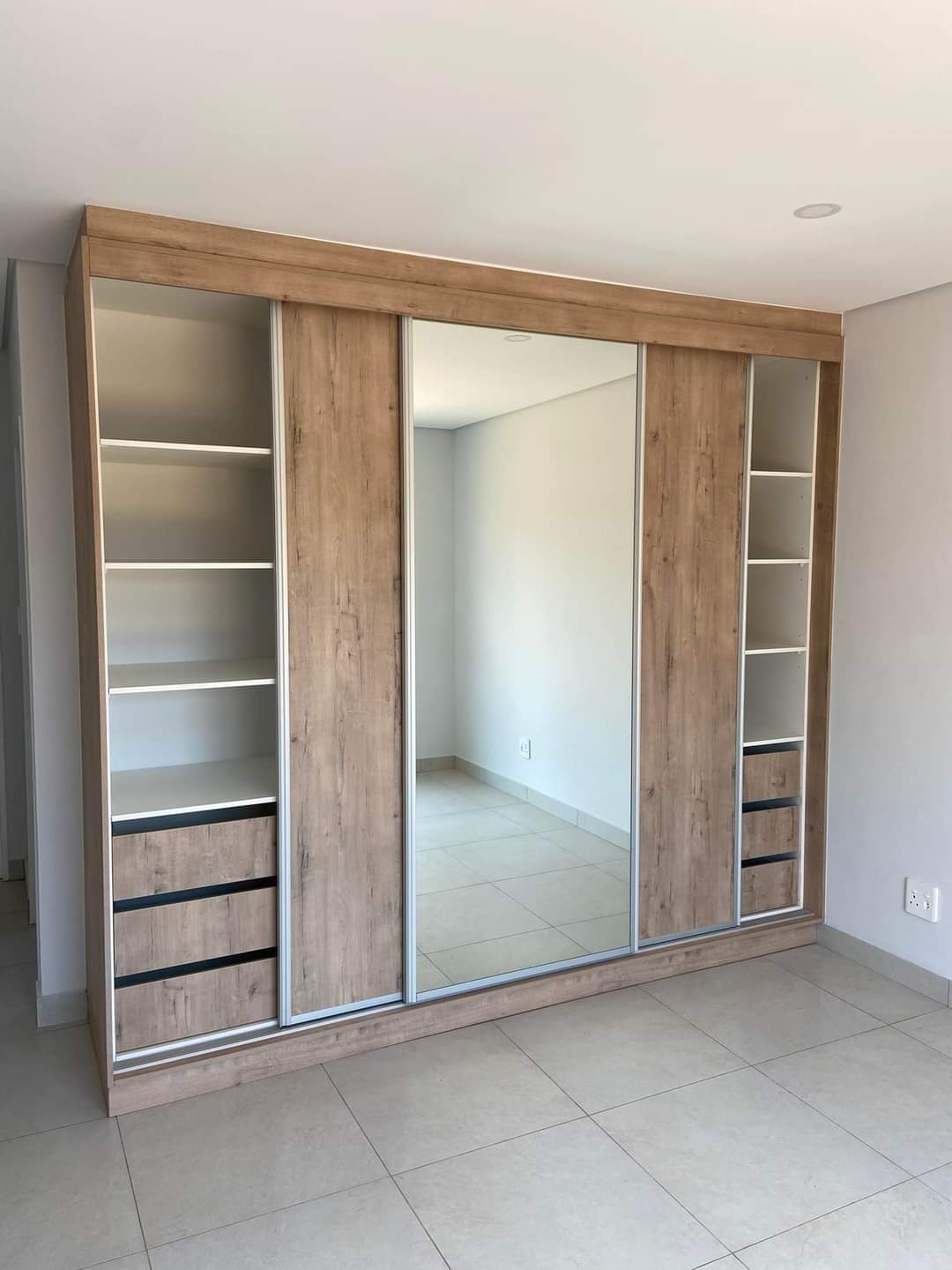 Premium Custom Wardrobes #2