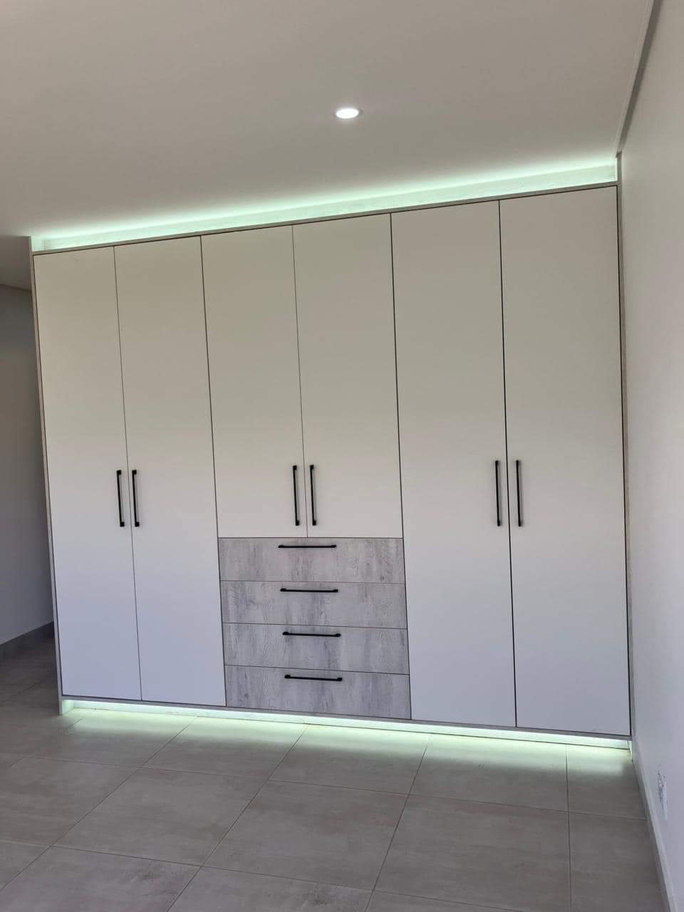 Premium Custom Wardrobes